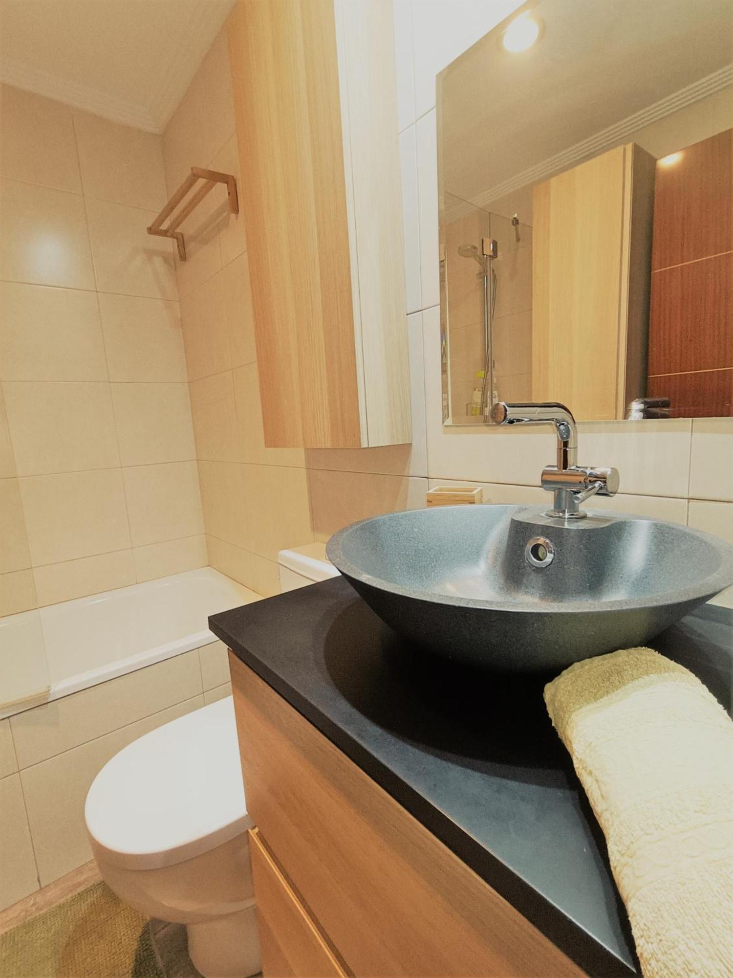 Bec, Hospital Cruces, Parking Gratis, Wifi, Aa, A 15 Min De Bilbao Daire Barakaldo Dış mekan fotoğraf